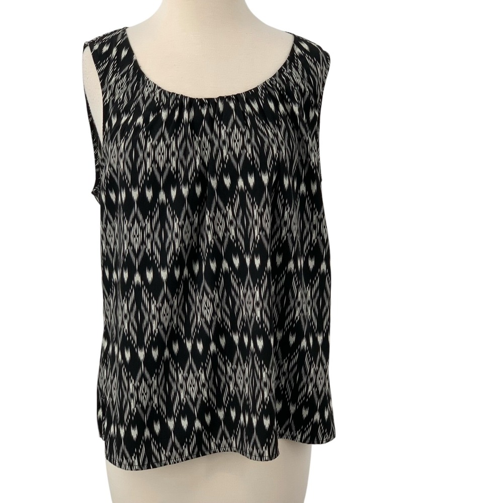 Chico's Sleeveless Tank Top Black/White Geometric Gathered Neck Size 2/Large